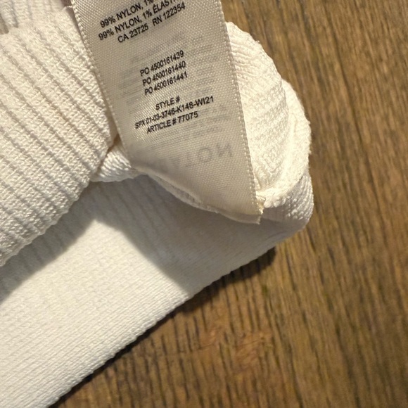 Babaton White Ribbed Tank Top - Picture 6 of 6